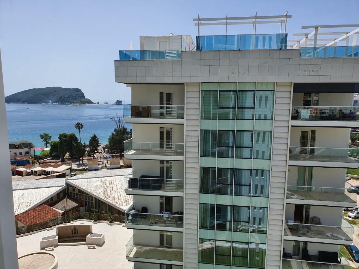 Apartments Menuet Budva Luaran gambar