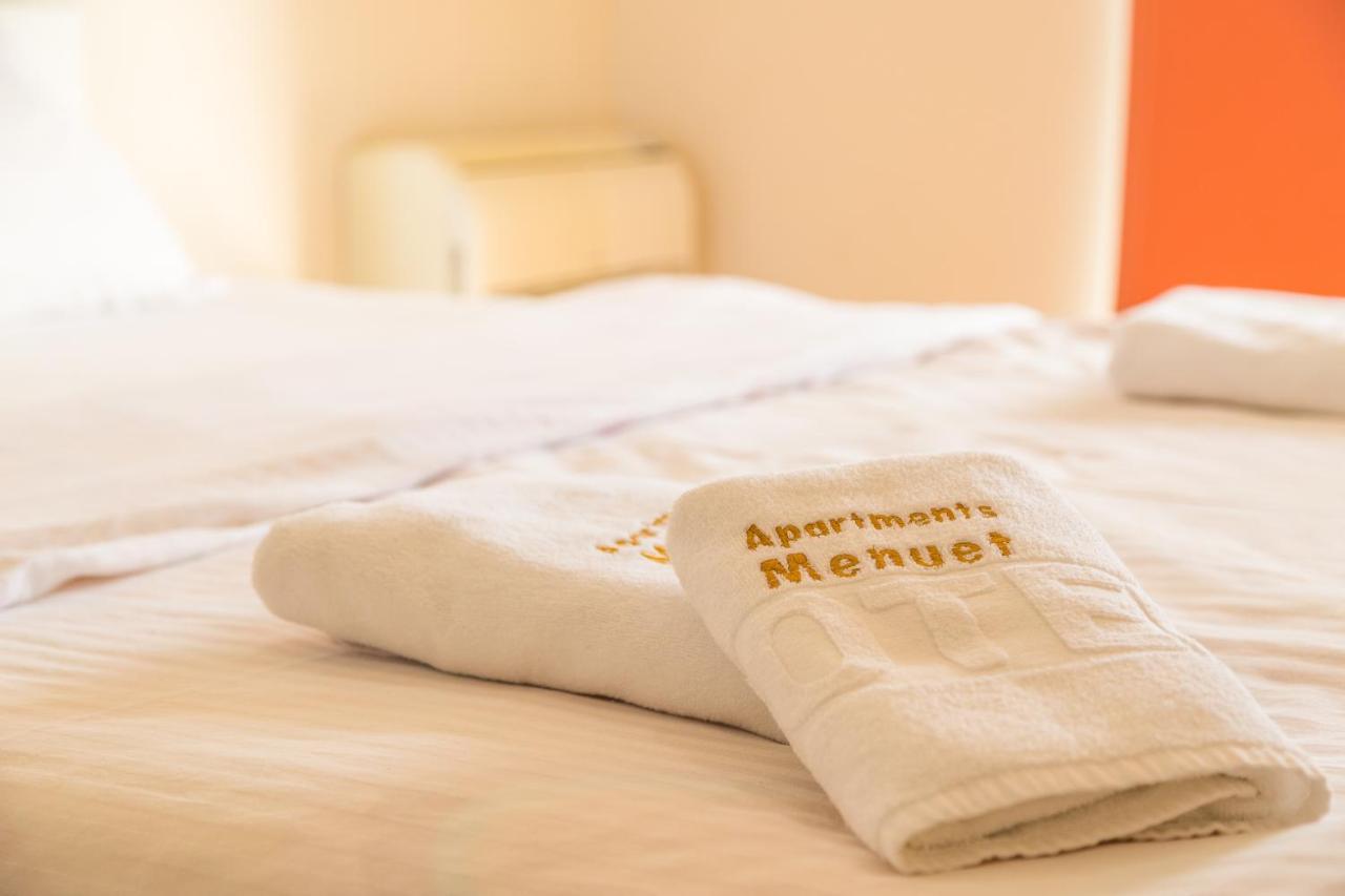 Apartments Menuet Budva Luaran gambar