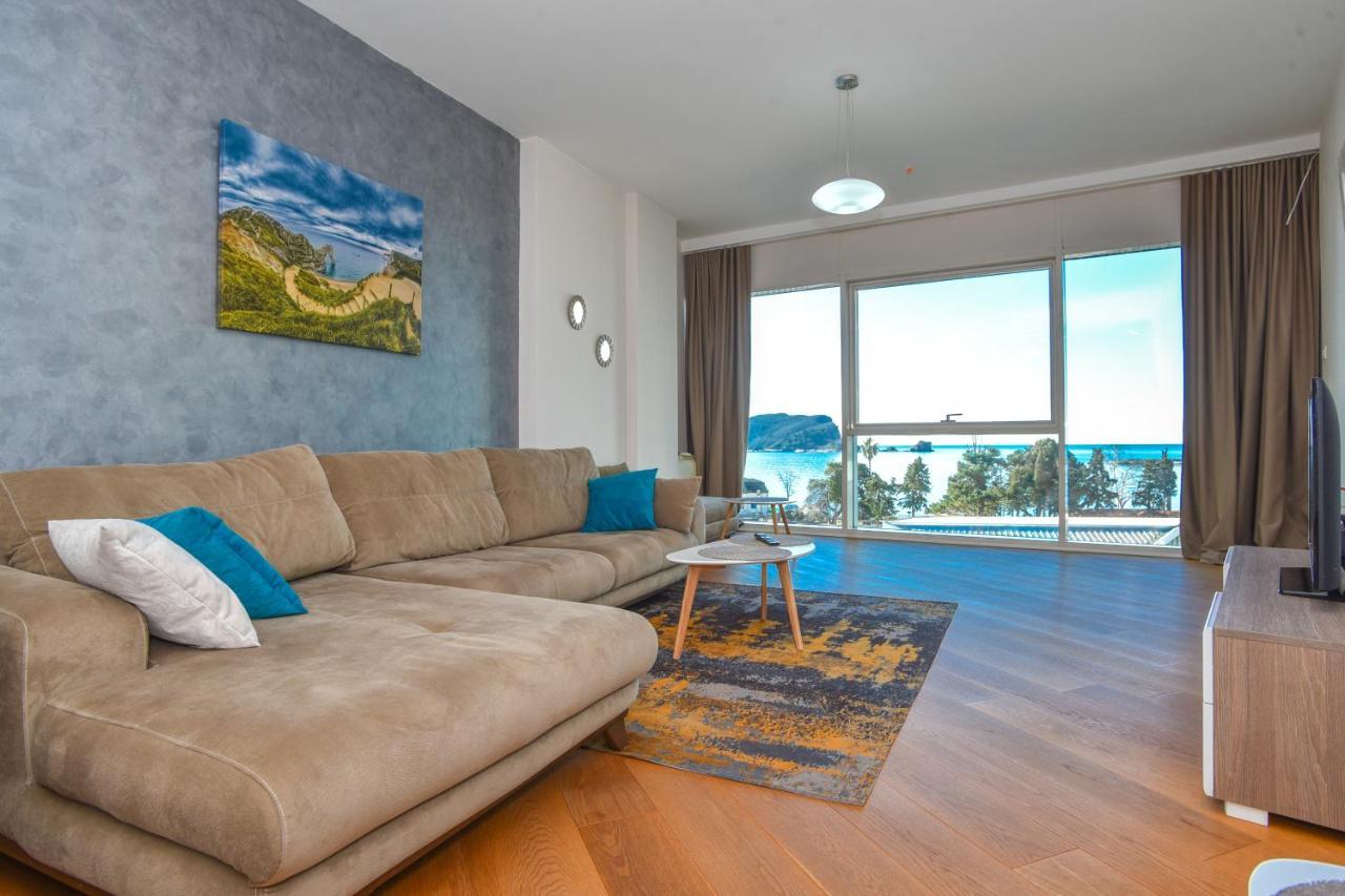 Apartments Menuet Budva Luaran gambar